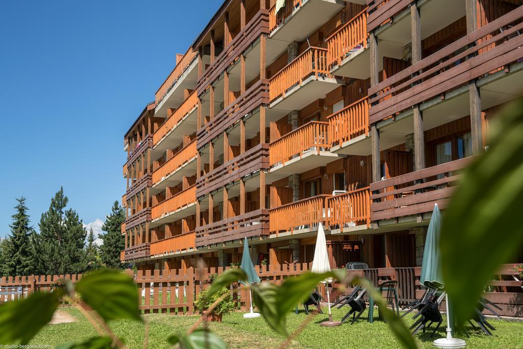 Residence Pierre & Vacances Le Peillon メリベル エクステリア 写真